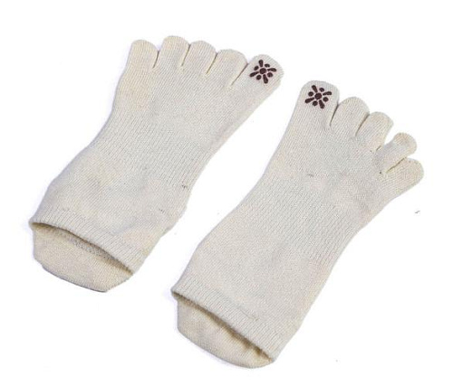 Купить Носки для йоги Bloom LB7081-1 белые в Москве