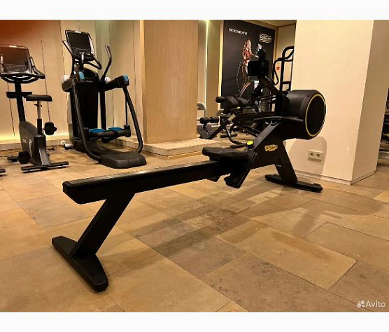 Гребной тренажер Technogym SKILLROW фото3