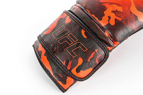 Перчатки для бокса UFC PRO CAMO INFRARED S/M