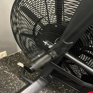 Купить Аэробайк Ultra Gym UG-AB002 в Москве