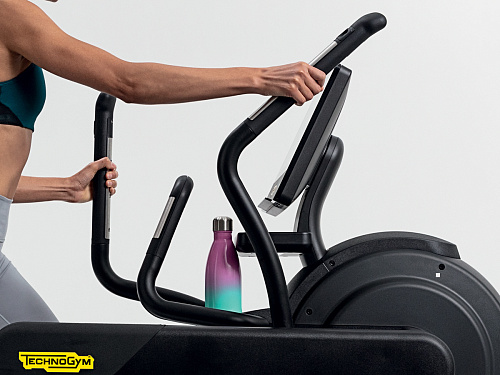 Эллиптический тренажёр Technogym Excite Vario Connect 300