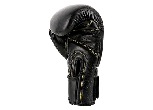 Премиальные тренировочные перчатки на липучке UFC чёрные 12 Oz