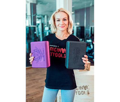 Блок для йоги Original FitTools Black Block