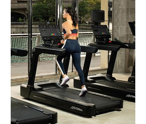 Беговая дорожка Life Fitness Integrity D с консолью SL (ICLST DSL) фото1