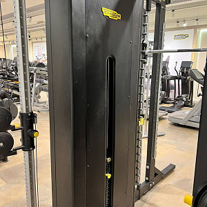 Двухсторонняя мультистанция Technogym Cage Купить Двухсторонняя мультистанция Technogym Cage в Москве
