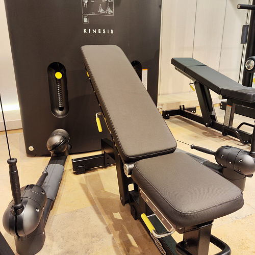 Многофункциональный комплекс Technogym Kinesis One (в отличном состоянии)