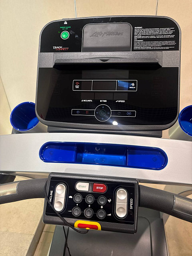 Беговая дорожка Life Fitness T5 Track Connect (витринный образец)
