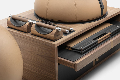 Стойка с аксессуарами Pent RACKA