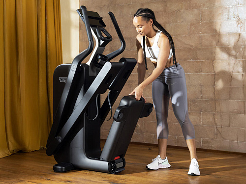 Эллиптический тренажер Technogym Elliptical