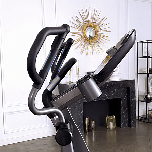 Купить Эллиптический тренажер Life Fitness E5 Track Connect в Москве