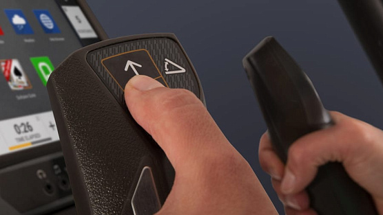 Эллиптический тренажер Matrix Fitness A30XER фото4