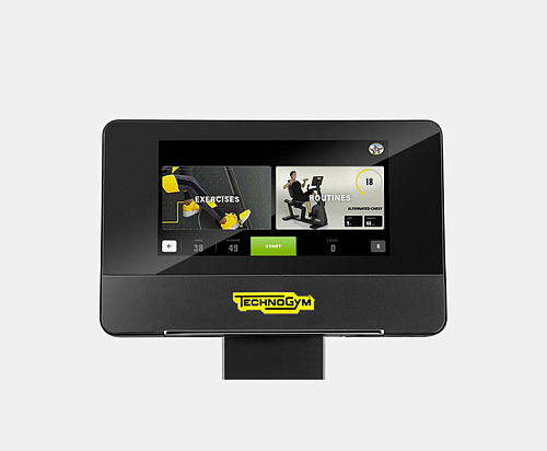 Велотренажер Technogym Excite Live Recline 7000