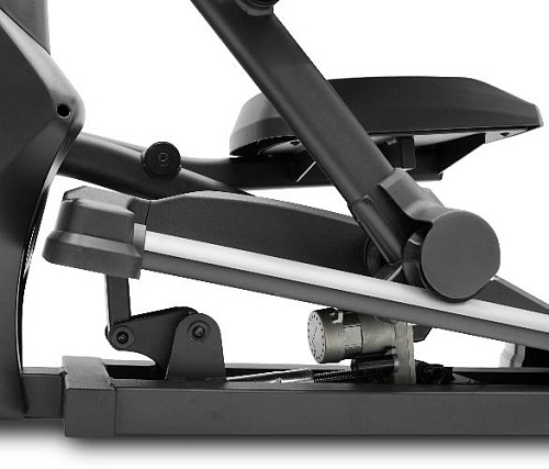 Эллиптический тренажер Bronze Gym X800M (профессиональный, с автонаклоном)