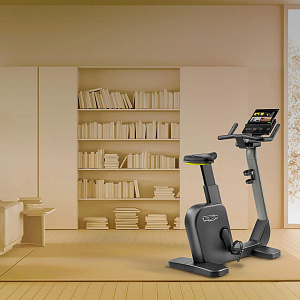 Купить Вертикальный велотренажер Technogym Cycle в Москве