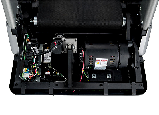 Беговая дорожка Spirit Fitness CT900 (24km/h) фото3