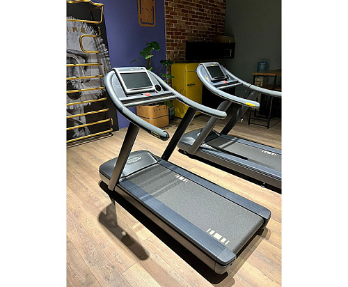 Беговая дорожка Technogym Jog 700 Unity (Grey display)