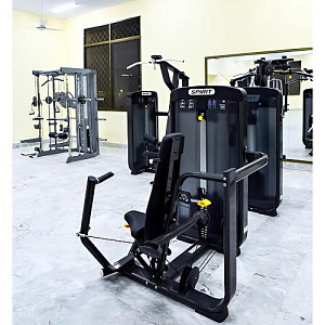 Купить Грузоблочный тренажер Spirit Fitness SP-3504 Жим от груди сидя со стеком 90 кг в Москве