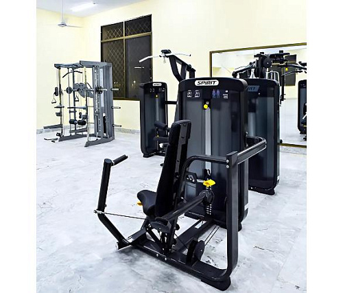 Жим от груди сидя Spirit Fitness SP-3504 стек 90 кг