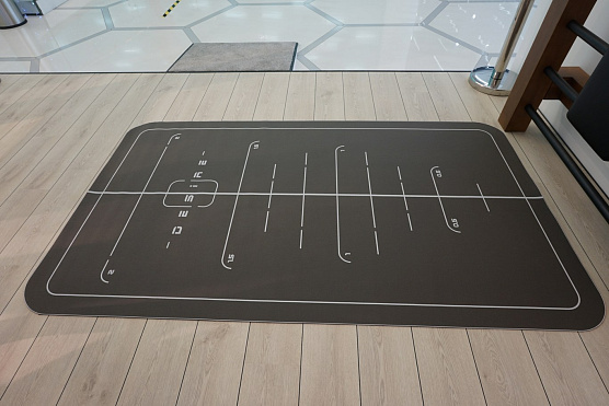 Компактный коврик с разметкой для занятий фитнесом Desire Balance Mat M фото3