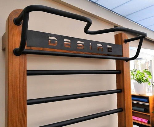 Шведская стенка с удобным турником Desire Eco Base