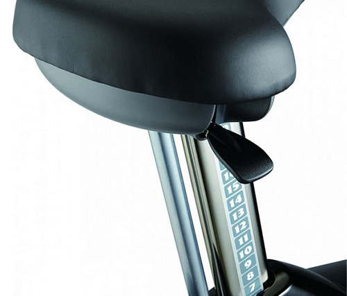 Вертикальный велотренажер Smith Fitness Excellence UCB550 iSmart