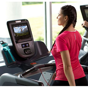 Купить Беговая дорожка Precor TRM 761 в Москве