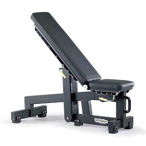 Купить Силовая скамья Technogym Adjustable Bench в Москве