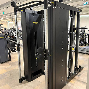 Двухсторонняя мультистанция Technogym Cage Купить Двухсторонняя мультистанция Technogym Cage в Москве
