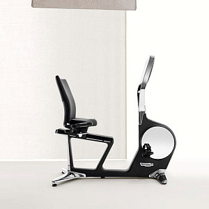 Купить Горизонтальный тренажер Technogym Recline Personal в Москве