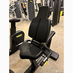 Купить Technogym Excite Live Recline 700 Human Powered горизонтальный велотренажер в Москве
