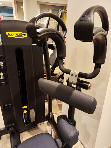 Тренажер для пресса и торса вращение таза Technogym Rotary Torso Selection 900 Unity Mini (витринный образец)