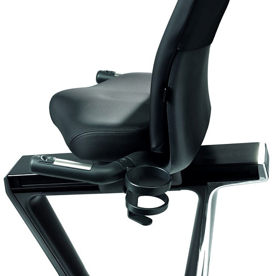 Горизонтальный велотренажер Technogym Recline Personal фото5