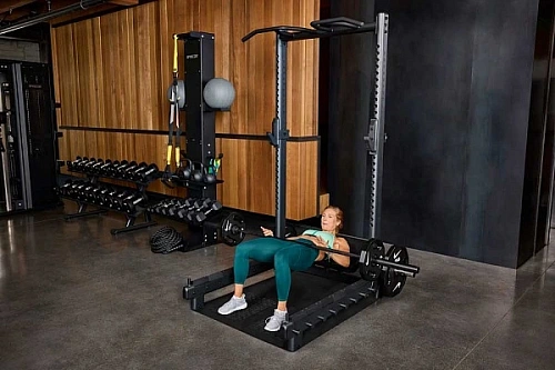 Ягодичный мостик с рамой для приседаний Precor Glutebuilder GBR712
