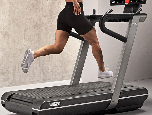 Беговая дорожка Technogym Run HIIT