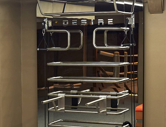 Многофункциональный комплекс с зеркальной стенкой и элементами из нержавеющей стали Desire Prime Vision фото8