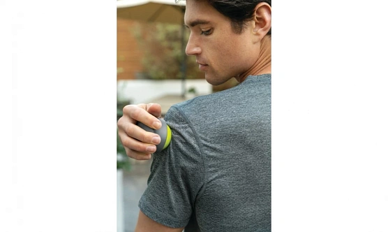 Шариковый ролик-массажер Trigger Point Handheld фото2