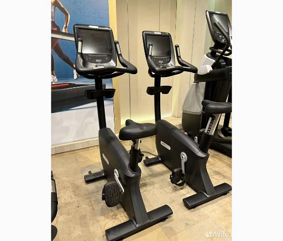 Вертикальный велотренажёр Precor Upright Bike P82