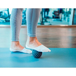 Купить Original FitTools Мяч массажный 9 см серый в Москве