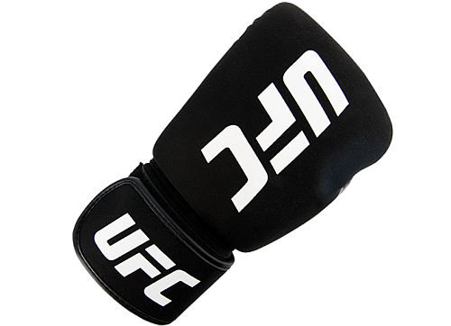 Перчатки для бокса и ММА UFC черные REG