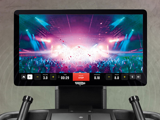 Беговая дорожка Technogym Run HIIT фото1